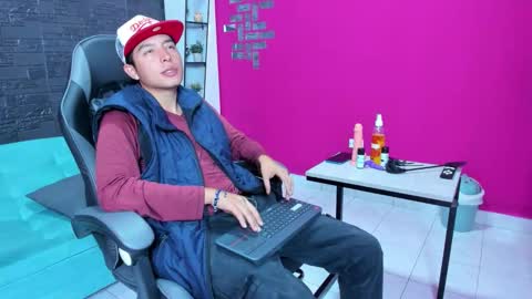 Hansel online show from 3, 2, 2026