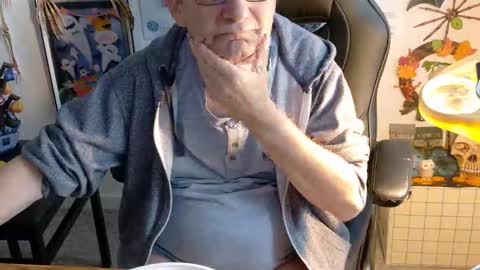 charly online show from 16, 10, 2025