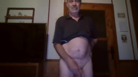 Snapshot of hanzik1954 chatting on 12, 10, 2025 hanzik1954 online show from 12, 10, 2025