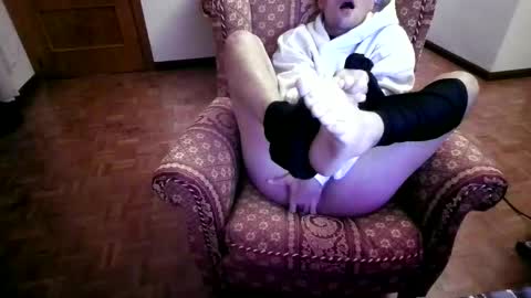 happy_fox57 online show from 13, 1, 2026