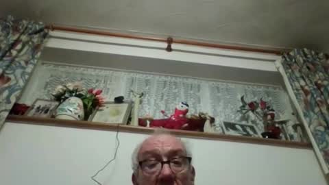Snapshot of happydaysss65 chatting on 26, 10, 2025 happydaysss65 online show from 26, 10, 2025