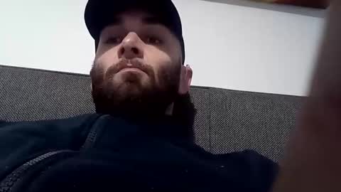 Snapshot of happyguy00000 chatting on 17, 1, 2025 Calvin Secret online show from 17, 1, 2025
