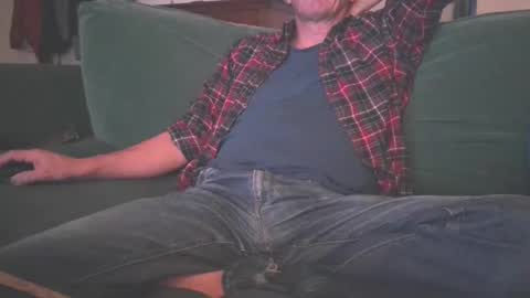 Snapshot of happymark31 chatting on 26, 10, 2025 mark online show from 26, 10, 2025