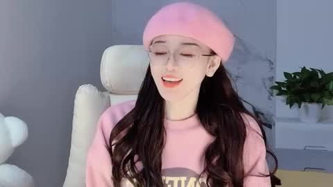 Snapshot of happysweetie168 chatting on 7, 12, 2024 Daisy online show from 7, 12, 2024