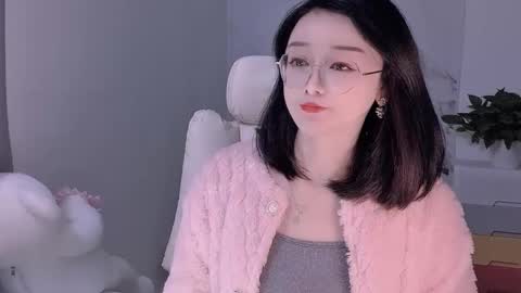 Snapshot of happysweetie168 chatting on 18, 1, 2025 Daisy online show from 18, 1, 2025