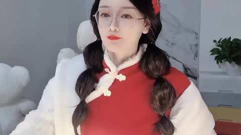 Snapshot of happysweetie168 chatting on 8, 2, 2025 Daisy online show from 8, 2, 2025