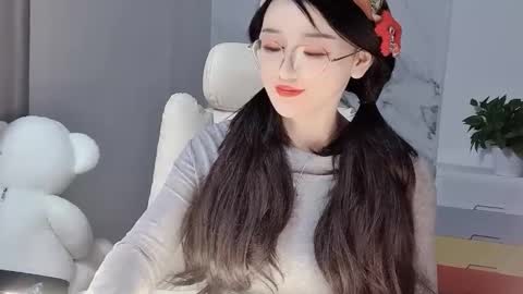 Snapshot of happysweetie168 chatting on 19, 2, 2025 Daisy online show from 19, 2, 2025