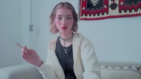 Snapshot of happyvivy chatting on 12, 4, 2026 Vivy online show from 12, 4, 2026