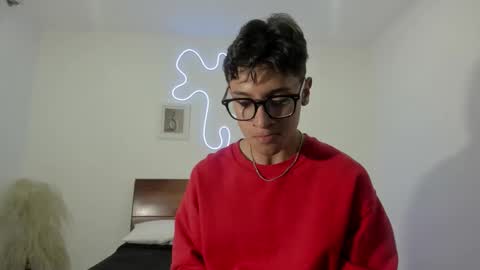 kade and demi independent models online show from 17, 3, 2026