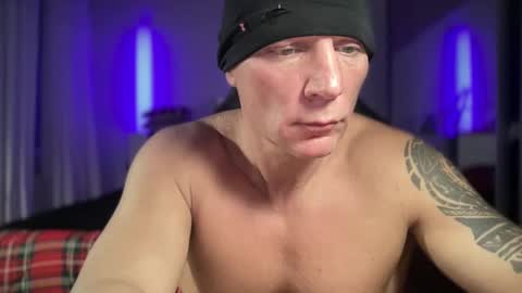Snapshot of hardmattsteel chatting on 8, 12, 2024 MATTSTEEL - ITALIAN STALLION online show from 8, 12, 2024