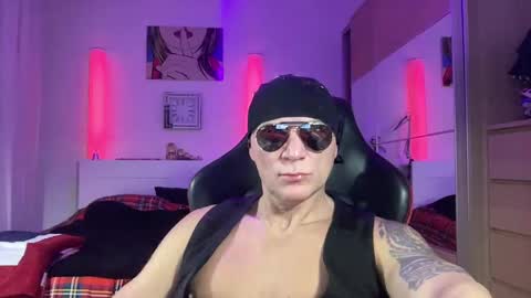 Snapshot of hardmattsteel chatting on 3, 2, 2025 MATTSTEEL - ITALIAN STALLION online show from 3, 2, 2025