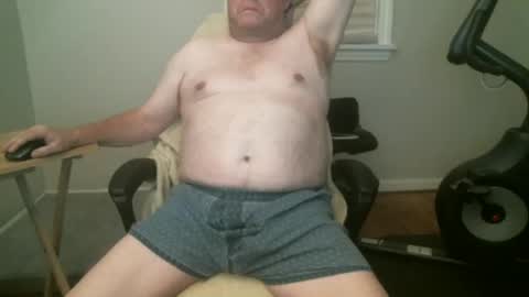 Snapshot of hardmik chatting on 19, 10, 2025 Mik online show from 19, 10, 2025