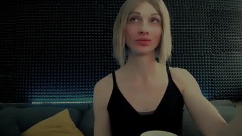 Miss Hardy online show from 12, 1, 2026