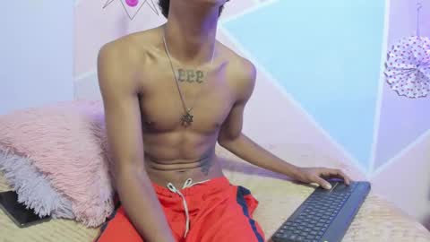 Snapshot of haresandpame_mds chatting on 5, 2, 2025 Hares online show from 5, 2, 2025