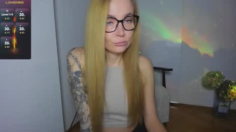 Tasya online show from 5, 11, 2025