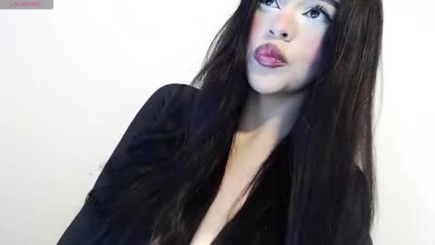 Snapshot of harleyqueen_robbie chatting on 19, 11, 2025 harleyqueen_robbie online show from 19, 11, 2025