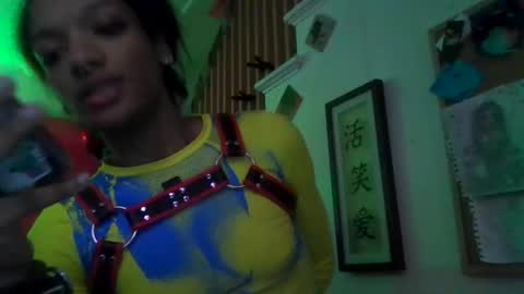 Nicky online show from 8, 2, 2025