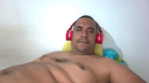 Snapshot of harpechediaz chatting on 2, 2, 2025 ricardo online show from 2, 2, 2025
