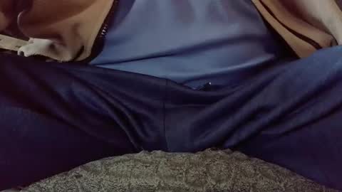 Snapshot of hartl1112 chatting on 5, 10, 2025 hartl1112 online show from 5, 10, 2025