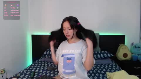 Snapshot of haru_420 chatting on 9, 9, 2025 Sofia  Damin online show from 9, 9, 2025