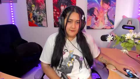 Snapshot of haruu2 chatting on 2, 11, 2025 karen online show from 2, 11, 2025