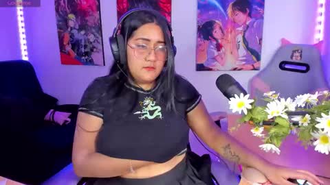 Snapshot of haruu2 chatting on 5, 11, 2025 karen online show from 5, 11, 2025