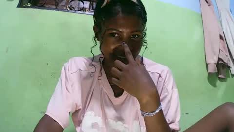 Snapshot of hasleyinah chatting on 17, 2, 2026 hasleyinah online show from 17, 2, 2026