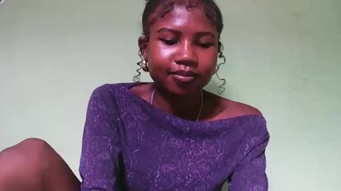 Snapshot of hasleyinah chatting on 2, 3, 2026 hasleyinah online show from 2, 3, 2026