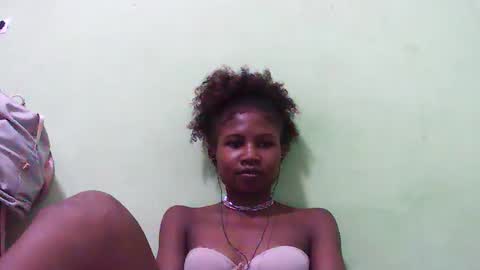 Snapshot of hasleyinah chatting on 24, 3, 2026 hasleyinah online show from 24, 3, 2026