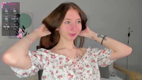 Lola online show from 8, 11, 2025