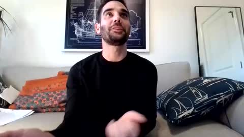 Snapshot of hawaiisurf8 chatting on 29, 11, 2025 SoulSurfer8 online show from 29, 11, 2025