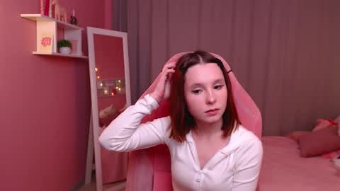 Mia online show from 11, 2, 2026