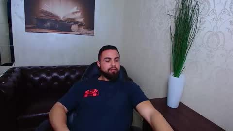 HayesWood online show from 4, 2, 2026