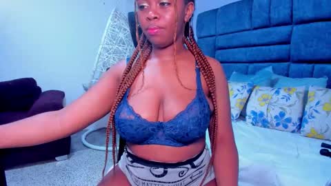 Snapshot of hazel_lanee chatting on 15, 11, 2025 hazel_lanee online show from 15, 11, 2025