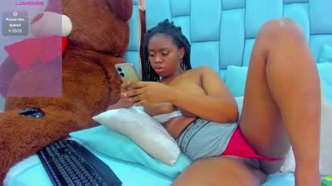 hazel_lanee online show from 15, 2, 2026