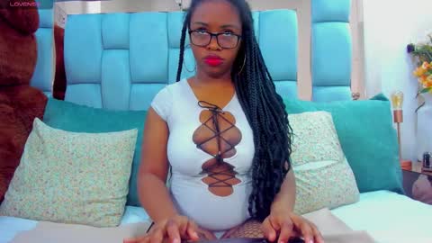 hazel_lanee online show from 22, 2, 2026