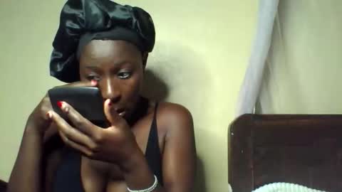 hazel_tess online show from 1, 2, 2026