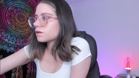 HazelKush online show from 8, 1, 2025