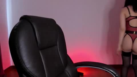 HazelKush online show from 2, 10, 2025