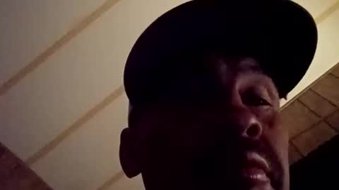 Snapshot of headshop_ chatting on 12, 1, 2026 Cloudznpointzsex online show from 12, 1, 2026