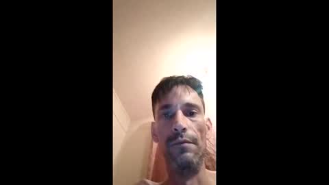 Snapshot of heardinio5 chatting on 19, 9, 2025 heardinio5 online show from 19, 9, 2025