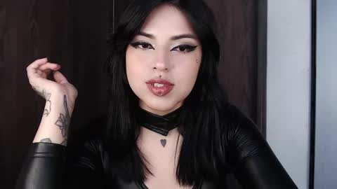 HEATHER DEMONZX   Please help me to reach 100 thumbs up online show from 3, 10, 2025