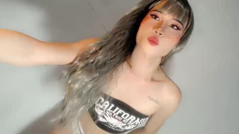 Snapshot of heavenlycum69_mickey chatting on 6, 1, 2025 Mickey online show from 6, 1, 2025