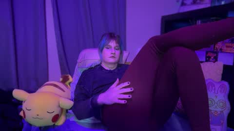 Snapshot of heavensentttt chatting on 12, 12, 2024 Saoirse online show from 12, 12, 2024