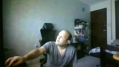 Heavy Rebell online show from 3, 2, 2025