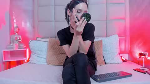 Keira Hecate online show from 26, 11, 2025