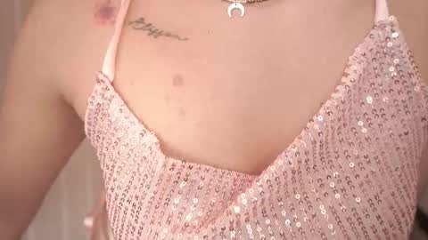 Snapshot of hecate333 chatting on 15, 10, 2025 hecate333 online show from 15, 10, 2025