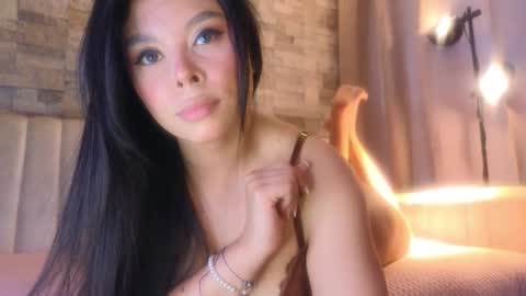 Snapshot of hecate_gh chatting on 19, 10, 2025 Hecate online show from 19, 10, 2025