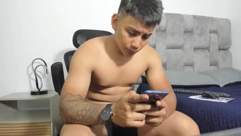  18 online show from 8, 3, 2025