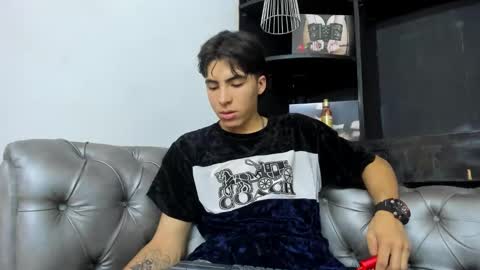 heellboy_ online show from 1, 11, 2025